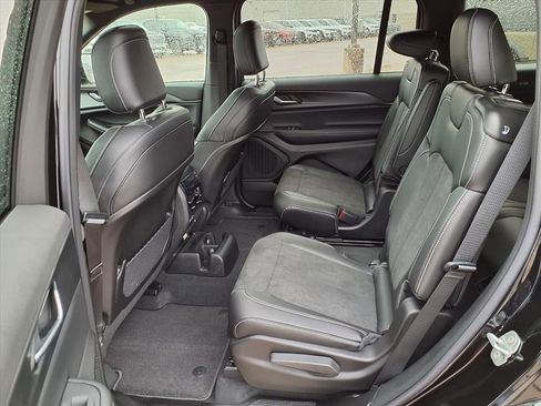 New 2025 Jeep Grand Cherokee L Altitude image 18