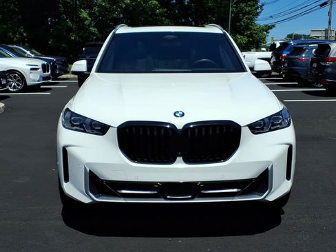 Used 2025 BMW X5 xDrive40i w/ Premium Package AWD/4WD image 2