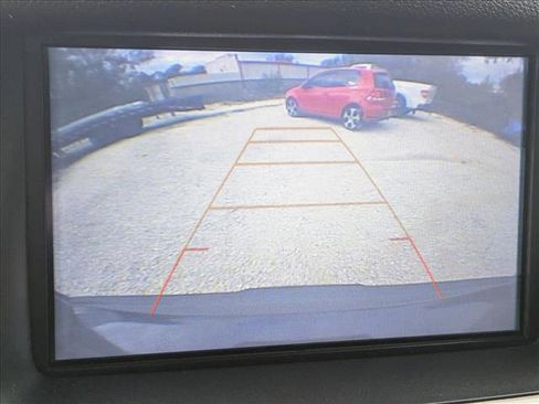 Used 2019 GMC Yukon SLT w/ Premium Edition image 11