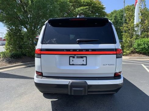Used 2025 Lexus GX 550 w/ Accessory Package (2T) AWD/4WD image 7