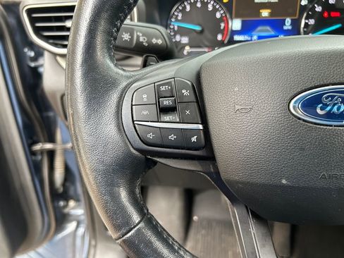 Certified 2020 Ford Explorer XLT w/ Equipment Group 202A image 22