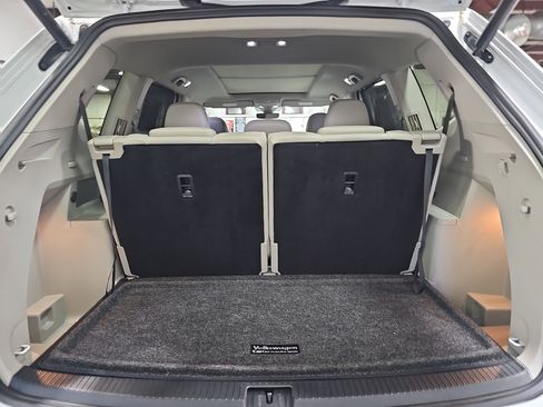 Used 2023 Volkswagen Atlas SEL AWD/4WD image 13