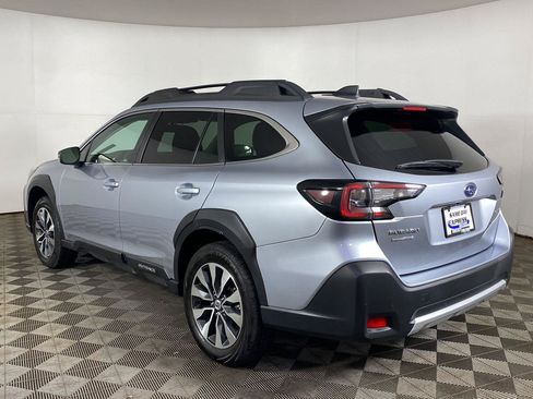 Used 2025 Subaru Outback Limited w/ Tech Package 3 AWD/4WD image 6