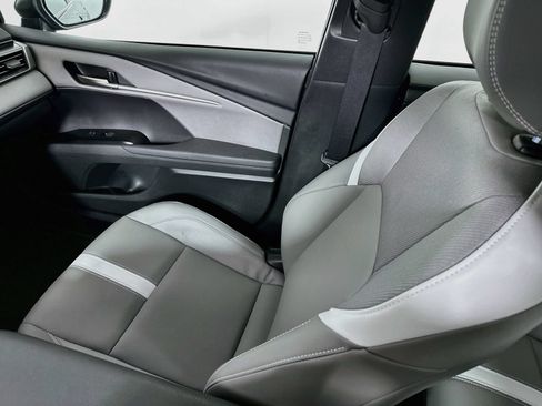 Used 2025 Toyota Camry SE FWD image 22