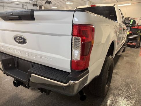 Used 2019 Ford F250 XLT w/ XLT Value Package AWD/4WD image 8