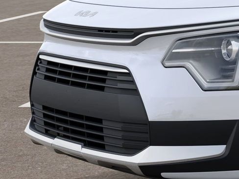 New 2026 Kia Niro LX image 12