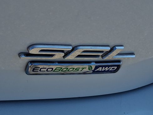 Used 2017 Ford Edge SEL AWD/4WD image 30