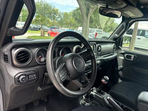 Used 2021 Jeep Wrangler Sport AWD/4WD image 14