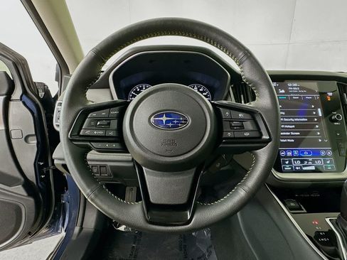 Used 2025 Subaru Outback Onyx Edition AWD/4WD image 16