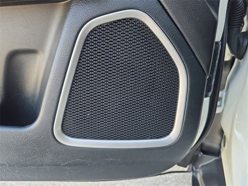 Used 2019 Jeep Compass Latitude image 17