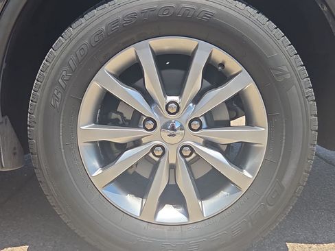 Used 2018 Dodge Durango SXT w/ 3rd Row Seating Group RWD image 13