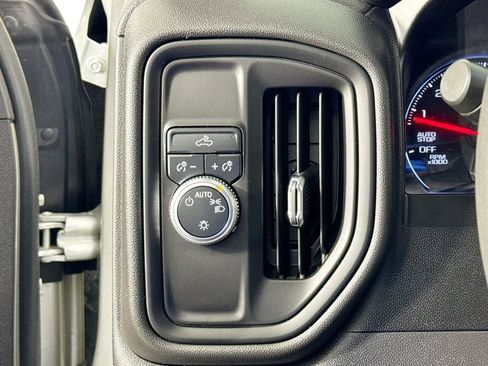 Used 2020 GMC Sierra 1500 2WD Crew Cab w/ Sierra Value Package image 10