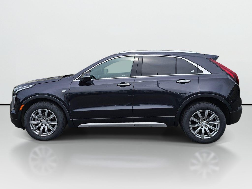 Used 2023 Cadillac XT4 Premium Luxury AWD/4WD image 3