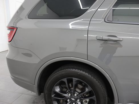Used 2022 Dodge Durango R/T w/ Blacktop Package AWD/4WD image 26