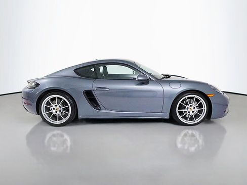 Certified 2025 Porsche 718 Cayman GTS RWD image 8