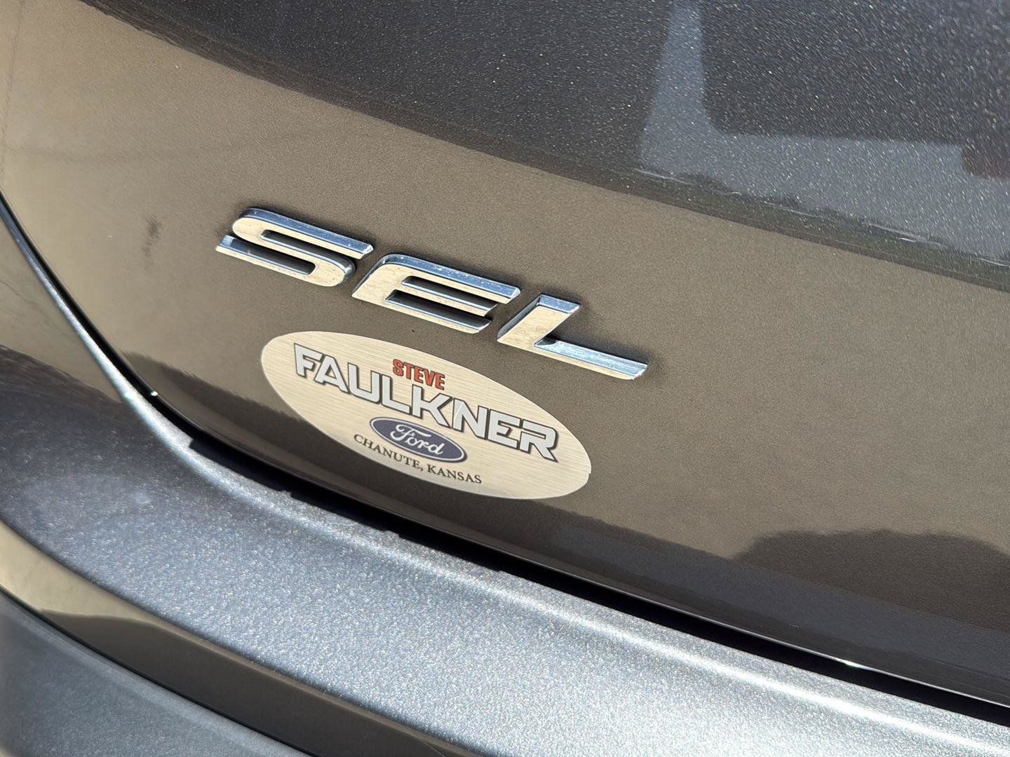 Used 2023 Ford Edge SEL w/ Sport Appearance Package AWD/4WD image 7