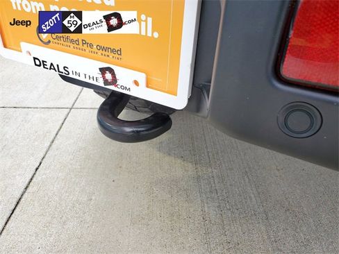 Used 2018 Jeep Wrangler Unlimited Sahara w/ Dual Top Group image 7