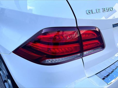 Used 2018 Mercedes-Benz GLE 350 4MATIC image 28