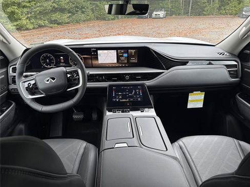 New 2026 INFINITI QX80 Luxe w/ Cargo Package image 11