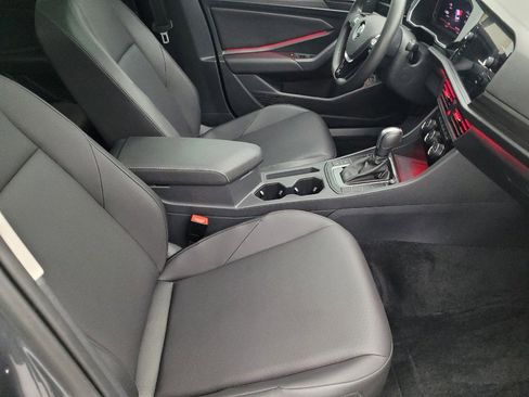 Used 2020 Volkswagen Jetta SEL image 21