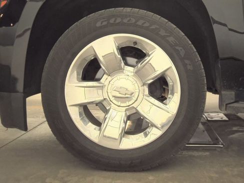 Used 2019 Chevrolet Tahoe LT AWD/4WD image 9