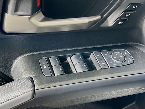 Certified 2025 Toyota 4Runner Limited AWD/4WD image 16