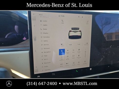 Used 2022 Tesla Model X image 32