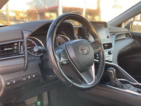 Used 2023 Toyota Camry XLE w/ Cold Weather Package FWD image 7