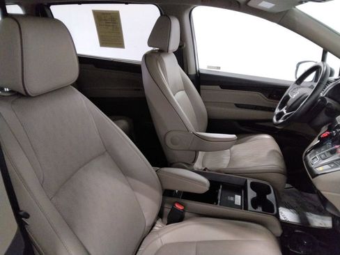 Used 2022 Honda Odyssey Elite image 43