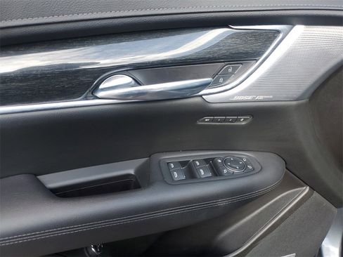 Used 2021 Cadillac XT5 Premium Luxury image 19