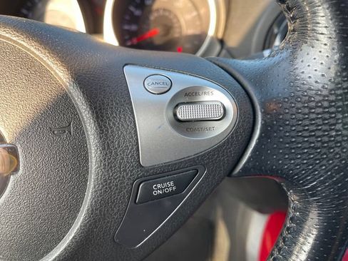 Used 2013 Nissan Juke SL AWD/4WD image 30