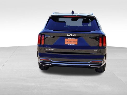 Certified 2023 Kia Sorento SX AWD/4WD image 6