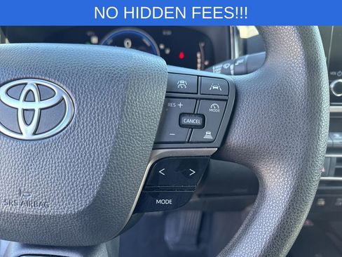 Used 2025 Toyota Camry LE FWD image 26