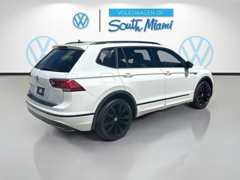 Used 2021 Volkswagen Tiguan SE R-Line FWD image 7