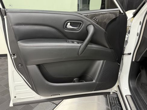 Certified 2023 INFINITI QX80 Luxe w/ Cargo Package RWD image 10