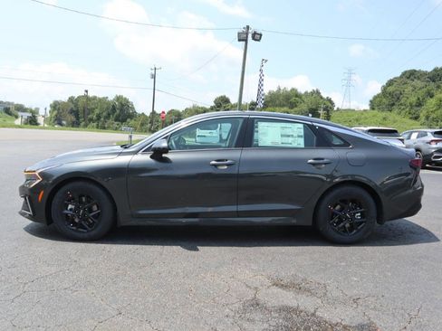New 2025 Kia K5 LXS FWD image 2