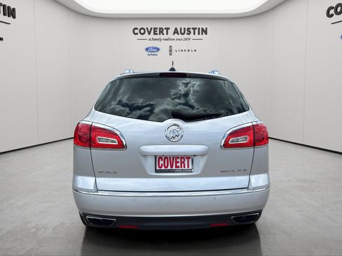 Used 2016 Buick Enclave Leather w/ Trailering Package FWD image 4