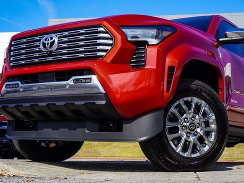 Used 2025 Toyota Tacoma Limited image 2