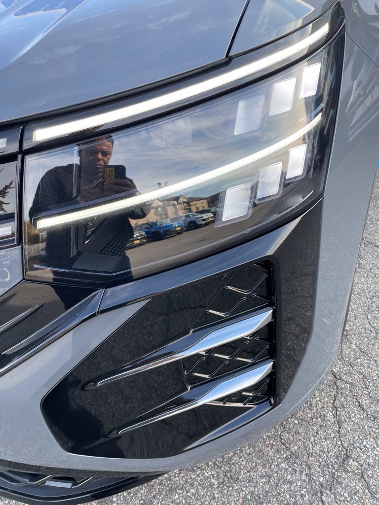 New 2027 Volkswagen Atlas SEL R-Line AWD/4WD image 3