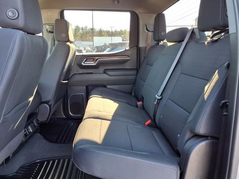 Used 2025 Chevrolet Silverado 1500 RST w/ Z71 Off-Road Package image 7