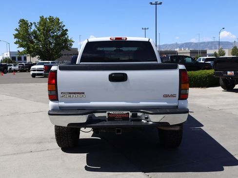Used 2004 GMC Sierra 1500 SLE w/ Off-Road Package AWD/4WD image 5