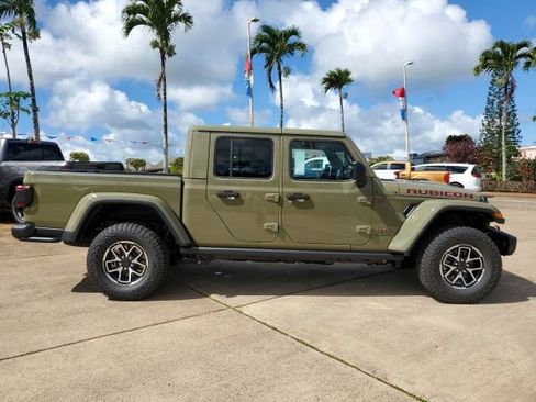 New 2025 Jeep Gladiator Rubicon image 3
