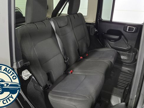 Used 2021 Jeep Wrangler Unlimited Sport AWD/4WD image 32