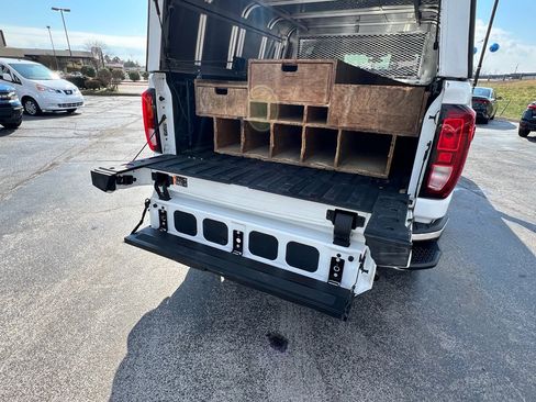 Used 2022 GMC Sierra 2500 SLE w/ SLE Convenience Package image 36