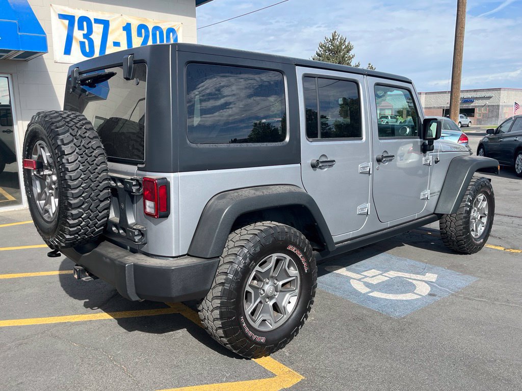 Used 2017 Jeep Wrangler Unlimited Rubicon w/ Cold Weather Group AWD/4WD image 3