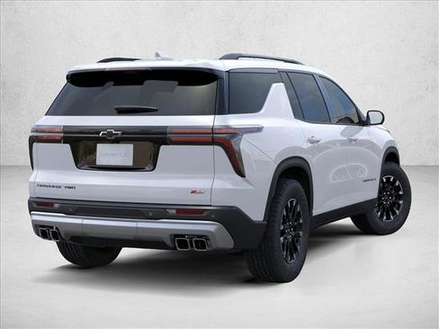 New 2026 Chevrolet Traverse Z71 image 5