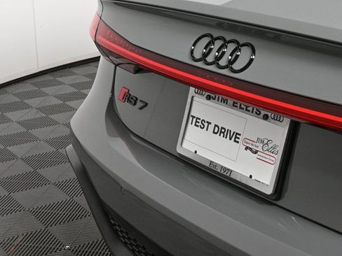 New 2025 Audi RS 7 performance Sportback image 38