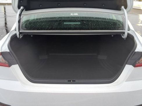 Used 2026 Toyota Camry LE image 15