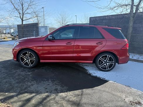 Used 2017 Mercedes-Benz GLE 43 AMG 4MATIC image 4