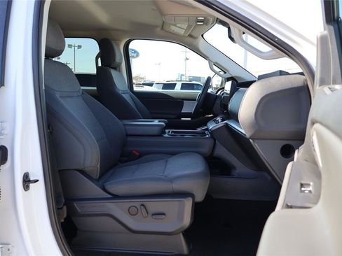 Certified 2025 Ford Expedition Max Active image 39